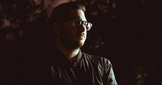 New Music: Missing Words – Hollow New Music: Missing Words – Hollow