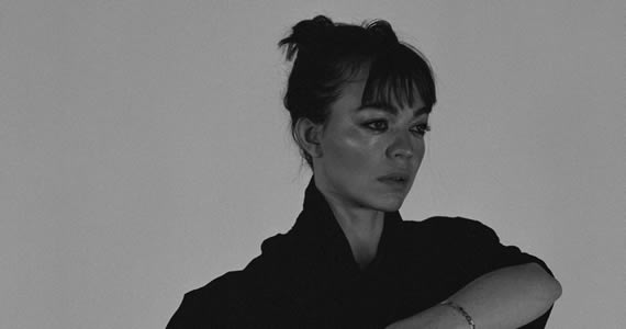 New Music: Riches – Lily | AnalogueTrash