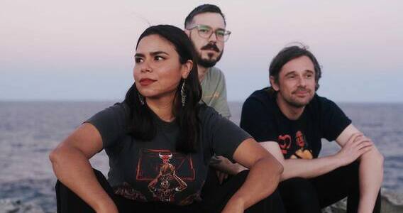 New Music: Bloods & Laura Jane Grace – I Like You New Music: Bloods & Laura Jane Grace – I Like You
