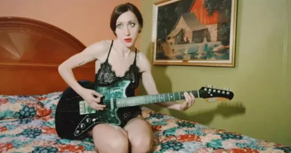 lauren lakis header New Music: Lauren Lakis – Leave Your Window Open