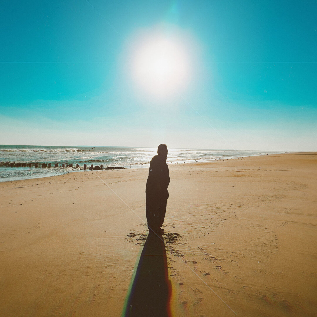 New Music: dayaway – beam me up