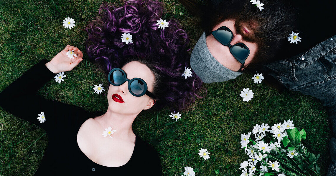 New Music: silk daisys – haunted house New Music: silk daisys – haunted house