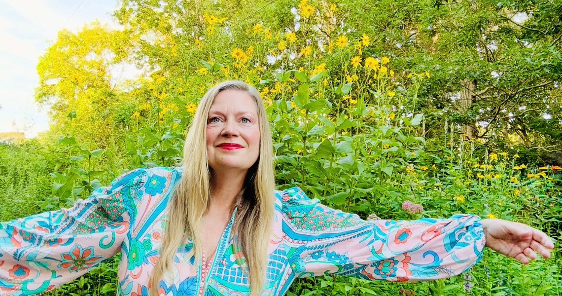 Album Review: Leah Callahan – Our Lady of the Sad Adventure Album Review: Leah Callahan – Our Lady of the Sad Adventure