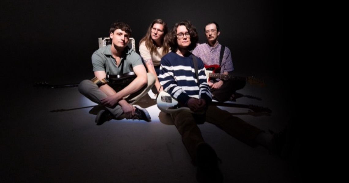 Album Review: hotplug – hotplug Album Review: hotplug – hotplug