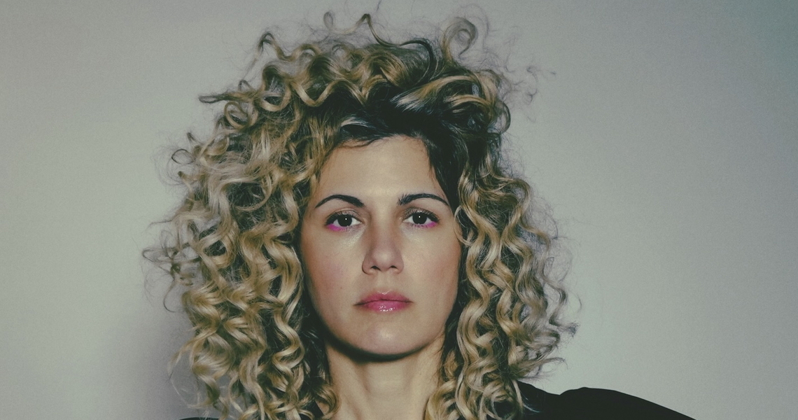 New Music: Lisa Molinaro – Peach Fuzz New Music: Lisa Molinaro – Peach Fuzz