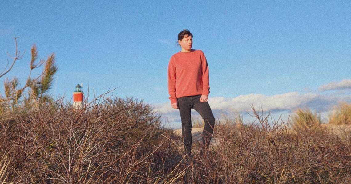 Track By Track: Zoe Konez – Everything’s Fine Track By Track: Zoe Konez – Everything’s Fine
