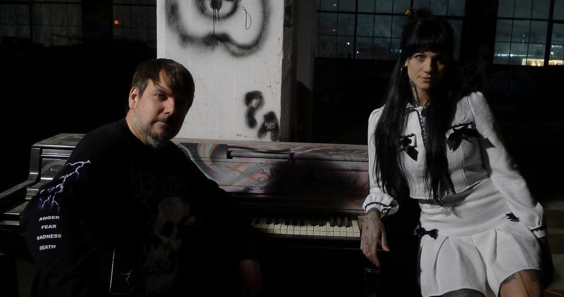 New Music: Empires in Orbit and Fe Malefiz – Cat Eyes